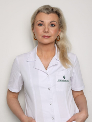 dr Joanna Holanowska, Specjalista otorynolaryngologii, chirurgii głowy i szyi, lekarz medycyny estetycznej